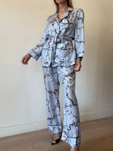 Load image into Gallery viewer, Bond Street - Botantical Print Silk Pajama Set - Blue - M
