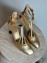 Load image into Gallery viewer, NEW Chanel - 2019 Interlocking CC Logo D&#39;Orsay Pumps - Gold - 41 - RRP$2,000

