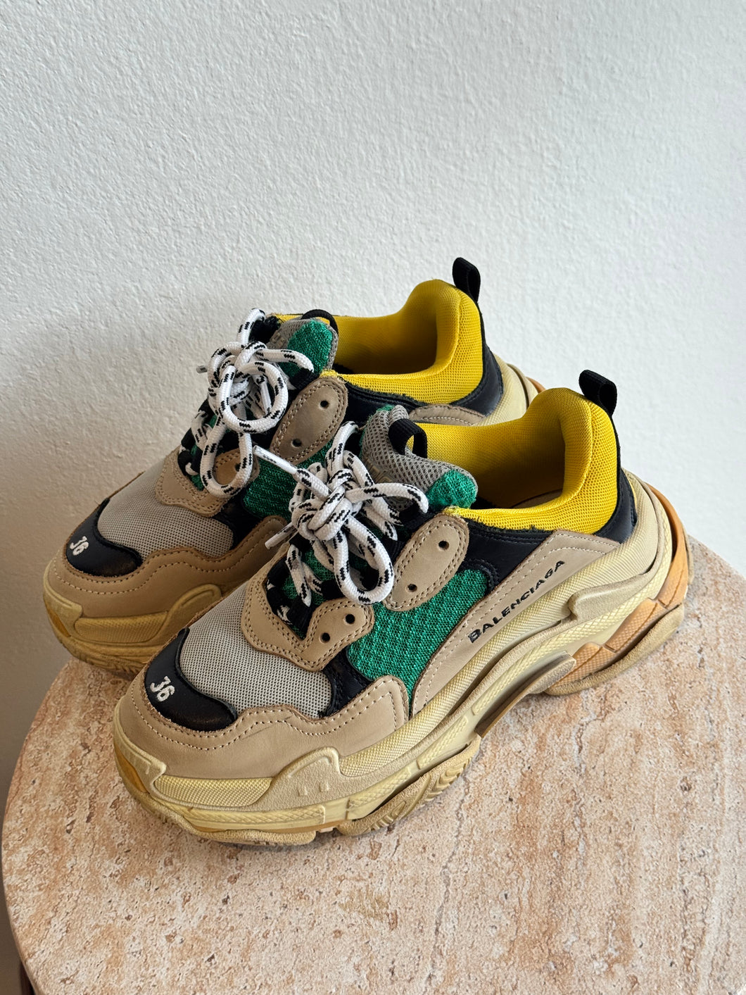 Balenciaga - Sneakers - Green - 36