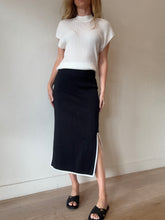Load image into Gallery viewer, Lee Matthews - SS Ribbed Top - White - S
