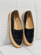 Load image into Gallery viewer, Chanel - Espadrilles - Black - 39 -w box
