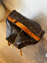 Load image into Gallery viewer, Louis Vuitton - Eole 50 Rolling Travel Bag - Monogram - L
