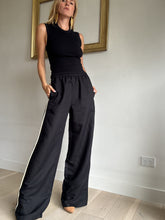 Load image into Gallery viewer, Camilla and Marc -Embroidery detail linen Pants - Black - 6 - bnwt - RRP$450
