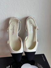 Load image into Gallery viewer, Chanel - Slingback Fabric Flats - Metalic White - 37C
