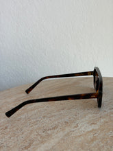 Load image into Gallery viewer, luv lou - The Dusty  - Classic Tort
