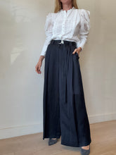 Load image into Gallery viewer, Lee Matthews - Wide Leg Pants w belt - Black - 2

