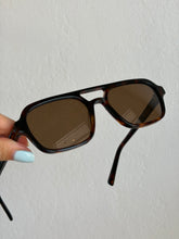 Load image into Gallery viewer, luv lou - The Dusty  - Classic Tort
