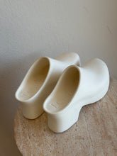 Load image into Gallery viewer, Loewe - Terra Foam Clogs - White - 39
