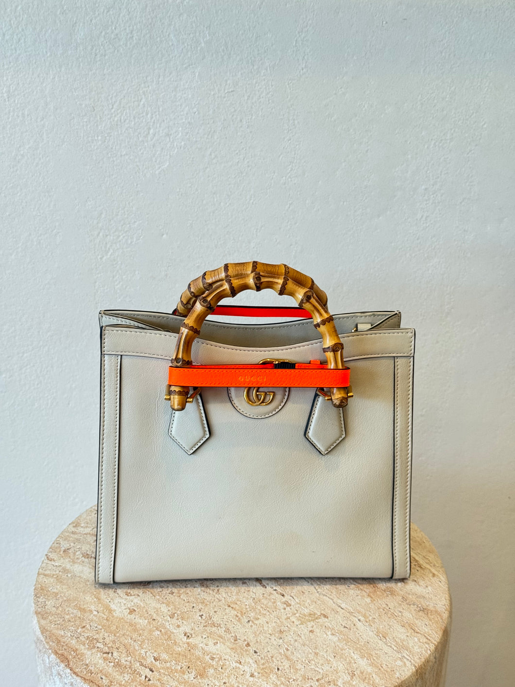 Gucci - Diana small Tote Bag - Ivory w orange band - M - RRP$6,450