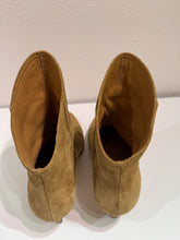 Load image into Gallery viewer, Isabel Marant - Dripi Suede Ankle Boots - sand - 38 - RRP$1,050

