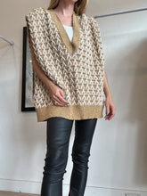 Load image into Gallery viewer, Dagmar - Flora Oversive Knitted Vest - Tan - XL
