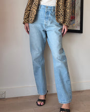Load image into Gallery viewer, Levis - 501 Jeans - Light Denim - 30
