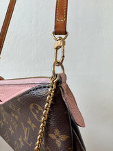 Load image into Gallery viewer, Louis Vuitton - Pallas Crossbody Bag w chain - Monogram w pink - S
