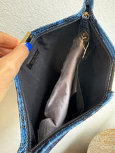 Load image into Gallery viewer, Jimmy Choo - Zip Clutch Bag - Blue Snake - S
