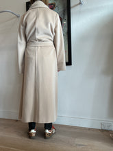 Load image into Gallery viewer, Max Mara - Wool Coat w Belt  - Beige - 38
