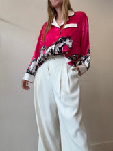 Load image into Gallery viewer, Leo Lin - Horse print Silk LS Shirt - Hot Pink - 10
