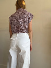 Load image into Gallery viewer, Scanlan Theodore - Sleeveless Silk Tie Up Blouse - Pink small florals - 8
