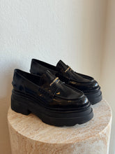 Load image into Gallery viewer, Alexander Wang - CARTER MID-HEEL LUG Loafers - Black - 40 - RRP$760
