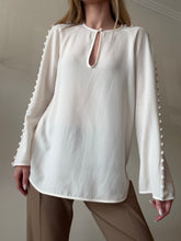 Load image into Gallery viewer, Zimmermann - Key Hole Button Detail LS Blouse - White - 1
