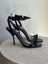 Load image into Gallery viewer, Alexander McQueen -Spike Kitten Heel - Shoes - Black - 37
