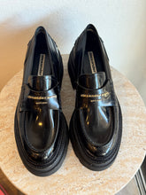 Load image into Gallery viewer, Alexander Wang - CARTER MID-HEEL LUG Loafers - Black - 40 - RRP$760
