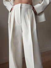 Load image into Gallery viewer, Oroton - Woollen Blazer &amp; Pants Suit Set - Ivory - 10 - RRP$1,100

