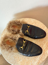 Load image into Gallery viewer, Gucci - Princetown Slippers - Black w fur - 39 - w box
