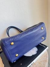 Load image into Gallery viewer, Louis Vuitton - Montaigne MMBag - Navy - M
