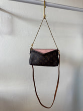 Load image into Gallery viewer, Louis Vuitton - Pallas Crossbody Bag w chain - Monogram w pink - S
