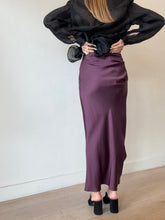 Load image into Gallery viewer, Bianca Spender - Satin Amity Skirt - Aubergine - 1 - NWT - RRP$425

