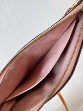 Load image into Gallery viewer, Louis Vuitton - Pallas Crossbody Bag w chain - Monogram w pink - S
