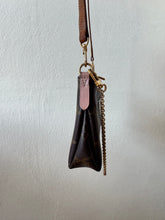 Load image into Gallery viewer, Louis Vuitton - Pallas Crossbody Bag w chain - Monogram w pink - S
