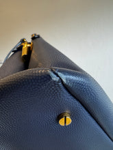 Load image into Gallery viewer, Bally - Berkley Grained Bag - Navy - M
