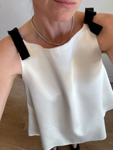 Load image into Gallery viewer, Harris Tapper - Lise Bow Detail Top - Ivory - 8
