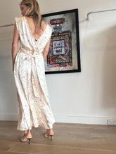 Load image into Gallery viewer, Dôen - Tahlia lace-trimmed floral-print Silk Midi dress - Floral - M/L - RRP$990
