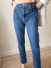 Load image into Gallery viewer, agolde -Riley Long Jeans - Dark Denim - 28
