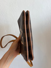 Load image into Gallery viewer, Louis Vuitton - Double Zip Venus Crossbody Handbag - Damier Ebene
