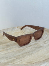 Load image into Gallery viewer, Pared - Dawn &amp; Dust Sunglasses - Light Brown - S -RRP$260

