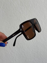 Load image into Gallery viewer, Tom Ford - Calder FT1205 Sunglasses - Brown - S - RRP$605
