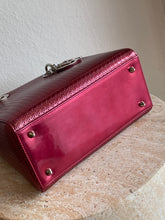 Load image into Gallery viewer, Dior - Lady Dior Bag - Metallic Pink - M
