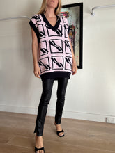 Load image into Gallery viewer, WE11DONE -Printed V Neck Sweater Knitwear - Pink - S
