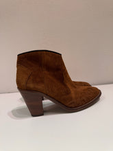 Load image into Gallery viewer, Kanna - Suede Ankle Boots - Brown - 38 - RRP$380
