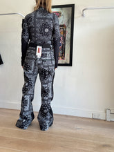 Load image into Gallery viewer, PE Nation - Ski -  Snow Pants &amp; Ski Gloves SET - Bandana Print - L - NWT - RRP$399
