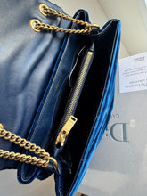 Load image into Gallery viewer, Saint Laurent - Loulou Velvet Crossbody - Navy - S
