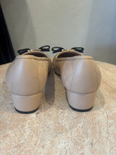 Load image into Gallery viewer, Salvatore Ferragamo - Quilted Vara Pump - Beige/Black  - 5.5 - RRP $1495 - Brand New
