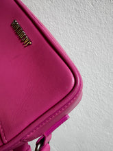 Load image into Gallery viewer, Jacquemus - Le Baneto Crossbody Camera Bag - Pink - S
