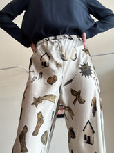 Load image into Gallery viewer, Silk Laundry - Bias Cut Miracle Pants - Hazelnut - XL - RRP$460
