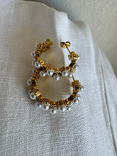Load image into Gallery viewer, éthéréé collection - Pearl Cluster hoops
