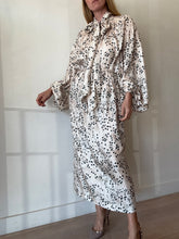 Load image into Gallery viewer, Zimmermann - Illustration Billow Dress w Pussybow &amp; Waist Tie  - Beige - 1
