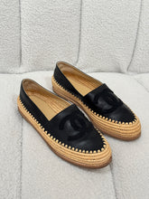 Load image into Gallery viewer, Chanel - Espadrilles - Black - 39 -w box
